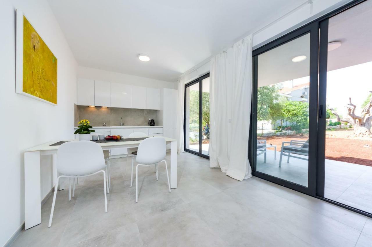 D. Marine Apartments بيبينيا المظهر الخارجي الصورة
